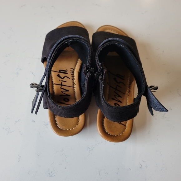 Blowfish Malibu Sandals- Size 6 1/2 - Picture 3 of 3